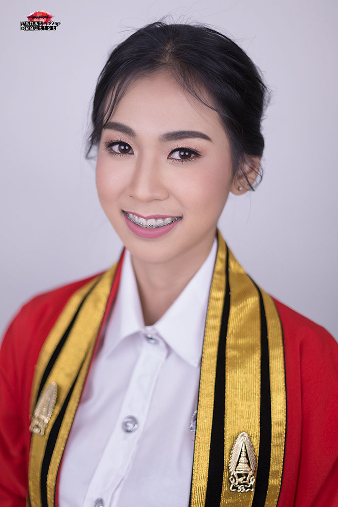 แต่งหน้ารับปริญญา พระจอมเกล้า ลาดกระบัง พระนครเหนือ ธนบุรี TanatBeautist 62-071