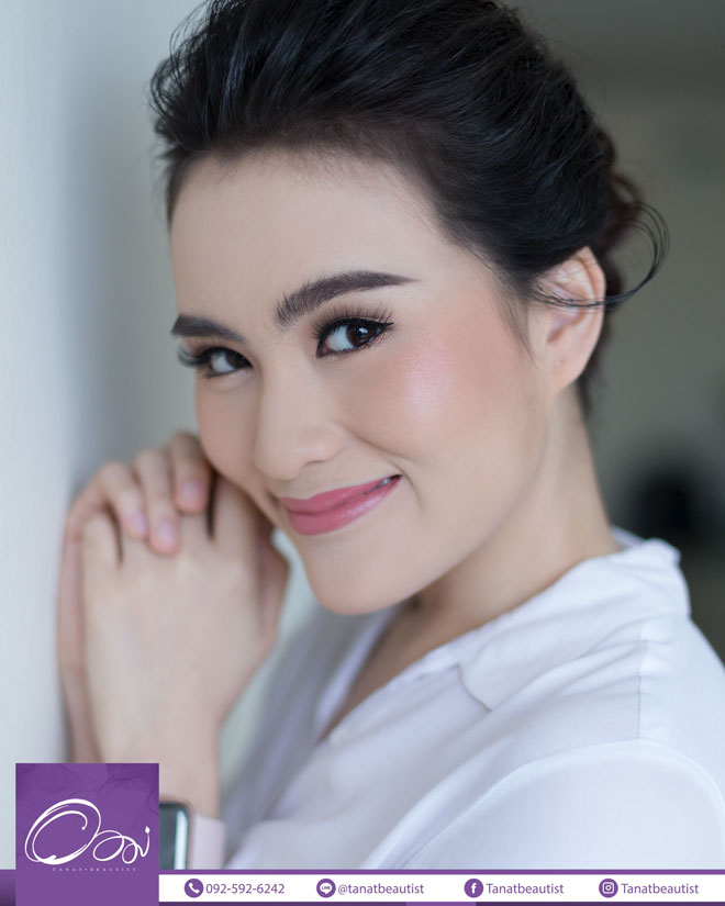 ช่างแต่งหน้ารับปริญญา tanatbeautist 61-090_61สค22ราชมงคล64